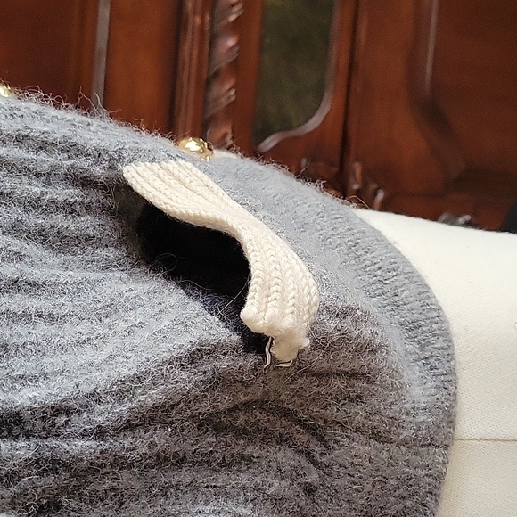 Tory Burch Women's S Gray Black Knit Wool Blend Cardigan with Gold Accen… - Picture 10 of 10